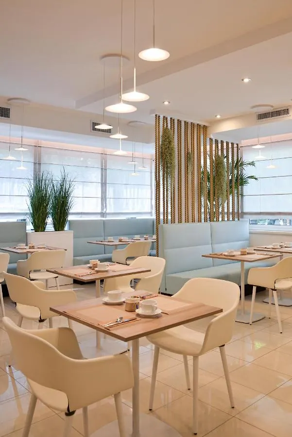 Hotel Renania Bibione 3*,  Italy