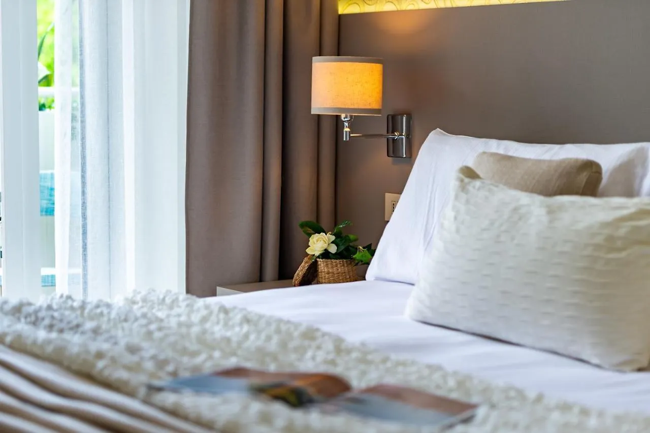 Hotel Renania Bibione 3*,  Italy